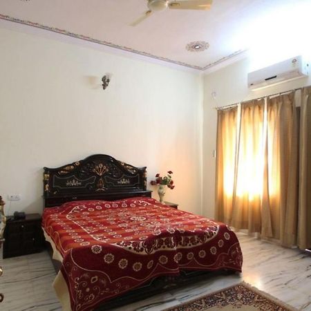 Hotel New Park Pushkar Exteriör bild
