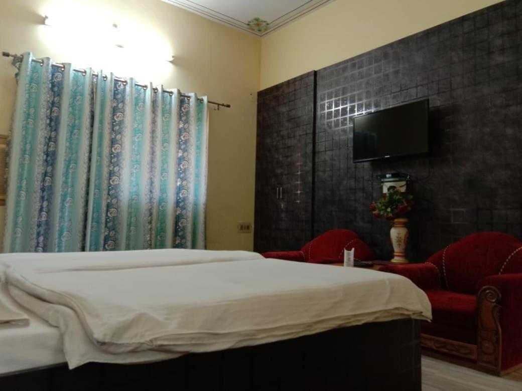 Hotel New Park Pushkar Exteriör bild